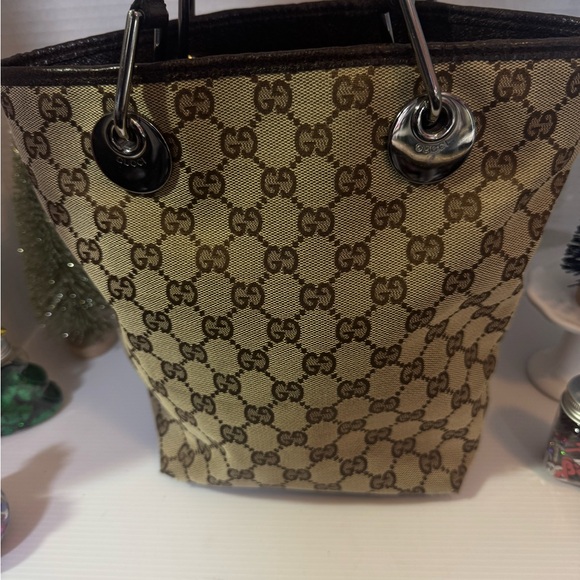 💥AUTHENTIC GUCCI Classic GG Signature Tote - Picture 16 of 16